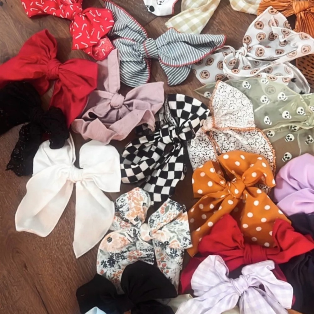Rylee + Cru oversized Bow lot (64) bows all like new !!!!! - Picture 3 of 8